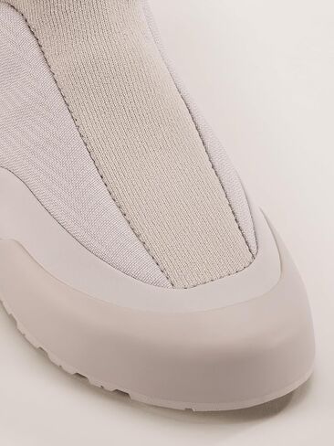 Arc'teryx Kragg Insulated Shoe Women's | Insulated Pull-On Shoe for Quick Approaches in Saudi Arabia