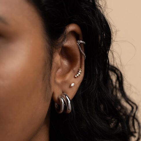 Wanderlust + Co Hailey Double Nano Hoop 9mm أقراط - الفولاذ المقاوم للصدأ Hypoallergenic ، آمن للاستحمام in Kuwait