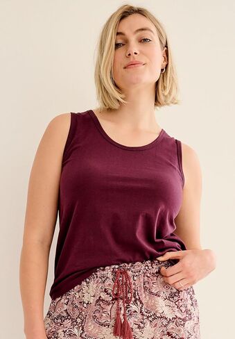 Ellos Plus Size 3 عبوات بلا أكمام دبابة in Kuwait