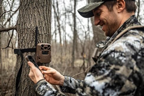 Moultrie Edge 2 Cellular Trail Camera and Flex Mount - Auto Connect Nationwide 4G LTE - On Demand 36MP Photo - 1080P Video with HD Audio - 100 Ft Detection Range - Low Glow Flash in Saudi Arabia
