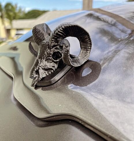 الرابع والخامس Gen 09+ Hood Ram Skull Padge Emblem in Saudi Arabia