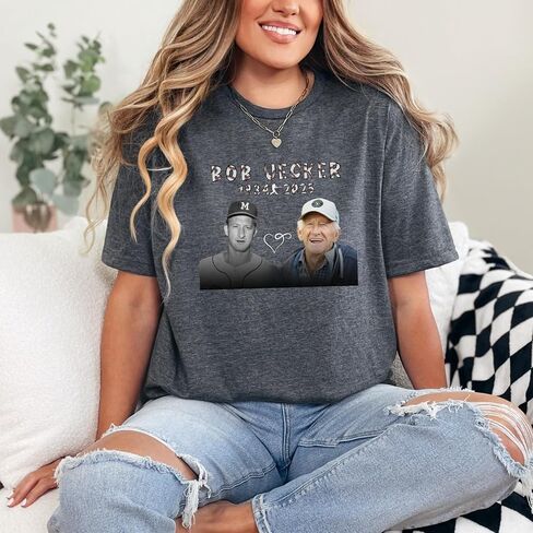 قميص Bob Uecker Tribute ، Memorial Memorial ، Uecker 1934-2025 ، قميص Uecker Legacy ، ملابس معجبة للبيسبول ، تي شيرت ميموريال لأوكر ، قميص تذكاري ذو طابع بيسبول ، تي شيرت بيسبول. in Kuwait
