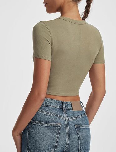 قمم محصول قصيرة الأكمام للنساء الكلاسيكي in Kuwait