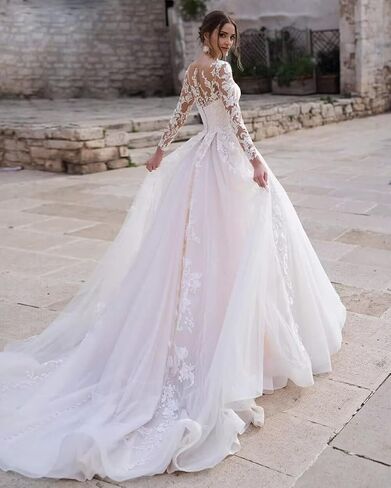 Women's Long Sleeve Wedding Dresses for Bride 2025 Lace Appliques Petite Plus Size Bridal Gowns in Saudi Arabia