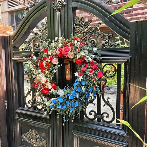 إكليل من الزهور البيضاء والأزرق 20 بوصة 4 يوليو أكاليل للباب الأمامي مع 12 فروع زهرة مشفرة ، يوم الاستقلال ، يوم تذكاري ، إكليل وطني للمنزل والشرفة in Kuwait