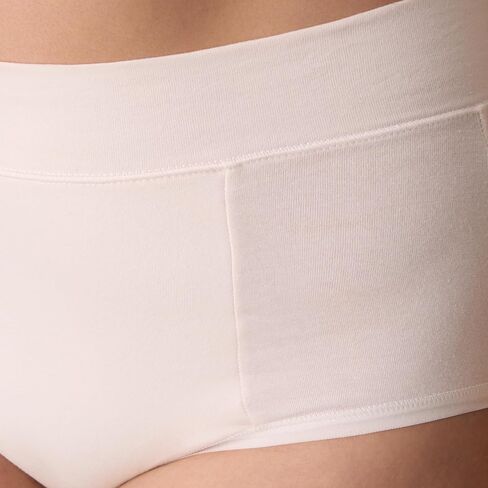 PLAYTEX Women's Brief Pack, Plus-Size Underwear Available, Tummy Smoothing, Moisture-Wicking, 3-Pack in Saudi Arabia