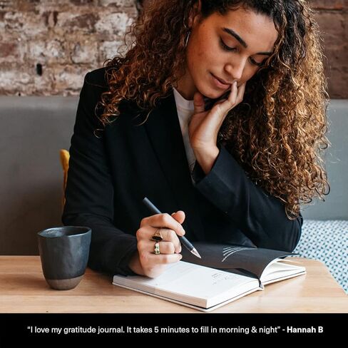 Mål Paper Daily Gratitude Journal - غلاف مقوى من جلد البولي يوريثان الأسود | دفتر يومي غير مؤرخ لمدة 6 أشهر | التأكيدات والاقتباسات والنوايا والتأمل ليلا ونهارا | لمسة نهائية يدوية، هدية فريدة للرجال والنساء in Kuwait