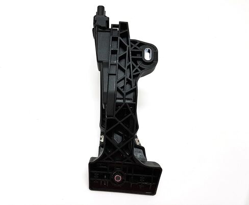 Hyundai Genuine OEM Sploy Accel Brake Pedal لـ 15 16 17 18 Genesis G80 Sport in Saudi Arabia