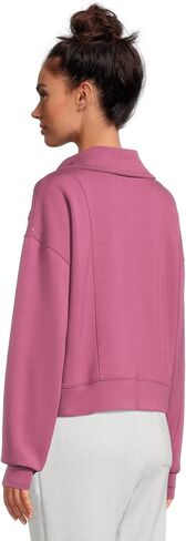 TravisMathew Women's Skyloft Soft 1/2 Zip in Saudi Arabia