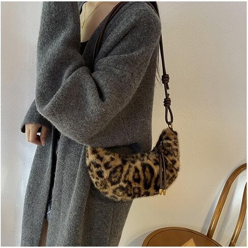Leopard Fluffy Sling Dumpling Bag Cheetah Print Fuzzy Furry Shoulder Crossbody Crescent Bag Leopard Plush Horn Bag in Kuwait