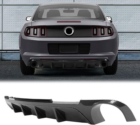 FreeMotor802 متوافق مع 2013-2014 Ford Mustang V6 & GT Diffuser Diffuser Lip ، V6 GT Carbon Carbon Print Pp المصد الخلفي المصد الخلفي Diffuser W/ V2 Style Shark Fin in Saudi Arabia