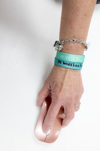 WWJD Bracelets - Elastic Bands - 1 Pack - Christian Bracelets, Inspirational Sayings in Kuwait
