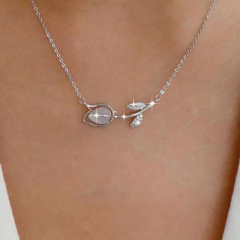 Vintage Tulip Flower Necklace With Rhinestone Pendant - Crystal Choker Gold Small Chain Jewelry for Women in Saudi Arabia