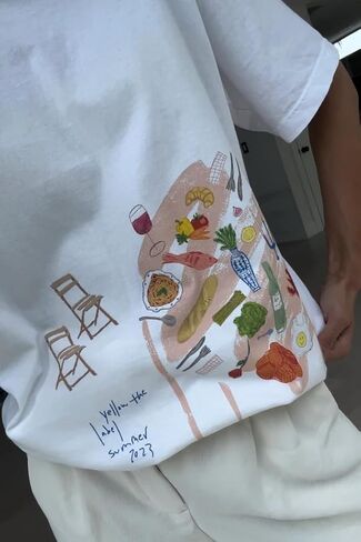 Cute Strawberry Beach Shirts Oversized Graphic Tees Women Short Sleeve Y2k Summer Tops 2000s Aesthetic Preppy Clothes in Saudi Arabia
