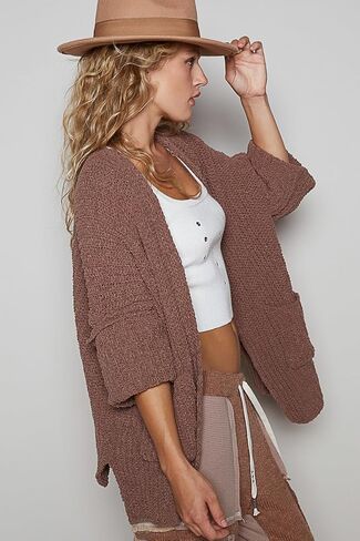Carding Cartyming Women's Cardigan مع قمة محصول مزينة in Kuwait