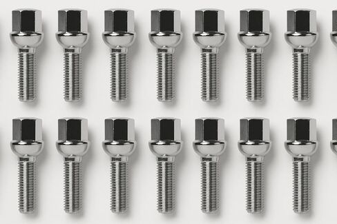 20 PCS LUG BOLTS SEAT 12X1.5 THREAT 27MM SHANK in Saudi Arabia