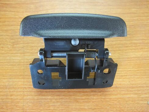 Mopar 2018-2020 Jeep Wrangler JL Armrest Console Lid Latch New OEM in Saudi Arabia