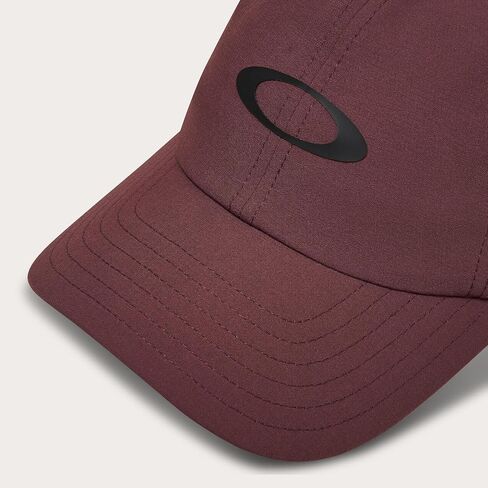 Oakley Men's Performance 6 Panel Hat in Saudi Arabia