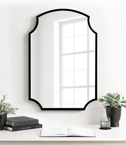 مرآة Kate and Laurel Carlow الحديثة ذات الصدفي، مقاس 20 × 30، فضية، مرآة حائط مزخرفة براقة ومعاصرة مع زوايا صدفية وحواف مستديرة in Saudi Arabia