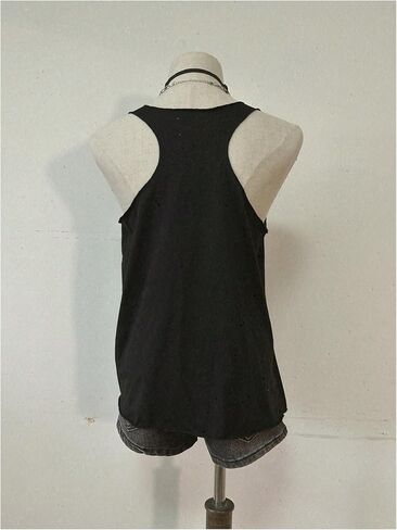 WDIRARA Women's Skull Graphic Tank Top Scoop Neck Sleeveless Tee Gothic Punk Tops in Saudi Arabia