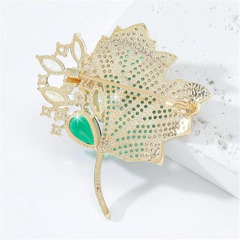 Maple Leaf Brooch Pin for Women Men Elegant CZ Crystal Lapel Brooch Fall Thanksgiving Christmas Party Celebration Jewelry Gift Clothing Shirt Suit Accessor in Saudi Arabia