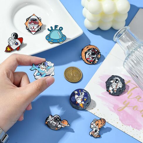 6/9 PCS Alloy Enamel Brooch Pins Cute Cat/Salamander/Cartoon Dog/Barbie Pink/Space etc Theme Pins Lapel Pin Set Brooch Pin for Backpacks Badges Hats Bags in Kuwait