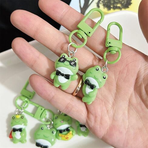 6 أجهزة كمبيوتر لطيفة Frog Keychain Women Girls Kawaii Associory Bag السحر المعدني حلقة مفتاح السيارة (6pcs) in Saudi Arabia