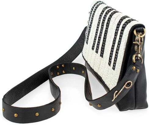 Mary Frances Keynote Handbag Piano-Bean-Key Design Musical Crossbody Bag ، بالأبيض والأسود in Saudi Arabia