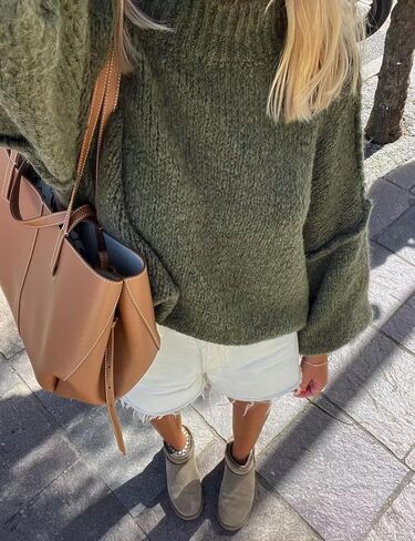 Women's Oversized Crewneck Fall Sweaters for Women 2025 Long Sleeve Fuzzy Knit Chunky Pullover Sweater in Saudi Arabia