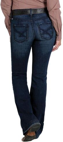 Cinch Women's Slim Fit 5-Pocket Lynden Jean - Moonlight Wash Denim 9 R in Saudi Arabia