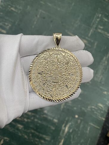 14K Yellow Gold Calendario Azteca Pendant in Kuwait