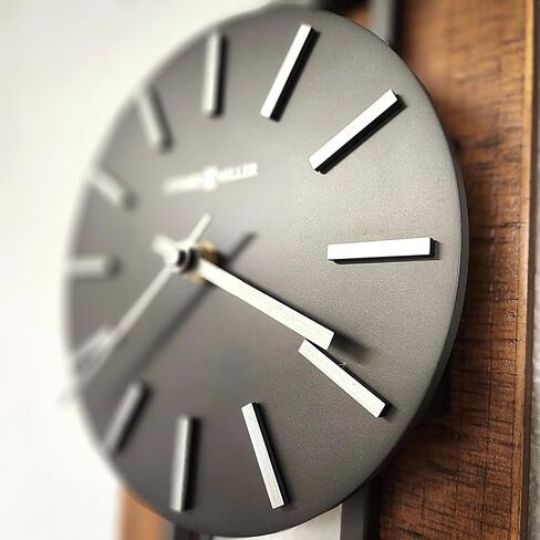 Howard Miller Zion Wall Clock - Pendulum Modern Home Decord Clock Clock Battery Battery تعمل ساعة كوارتز مثالية لغرف المعيشة مكاتب ومساحات في الهواء الطلق ديكور الجدار الأنيق in Saudi Arabia
