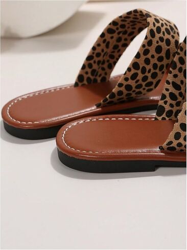 Gorglitter Line's Leopard Cheetah Y2K Flat Flat Band Double Band Open Toe Vacation Slide Sandal in Saudi Arabia