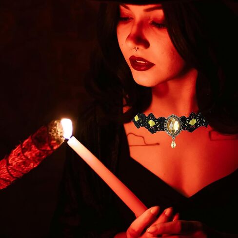 Gothic Lace Choker Necklace for Women Vintage Velvet Gemstone Clavicle Chain Punk Style Hollowed Out Lace Necklaces Halloween Vampire Party Jewelry in Kuwait