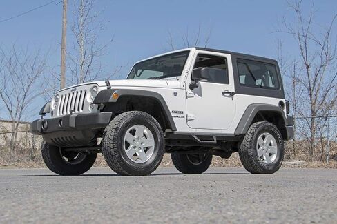 Rough Country 3.25" Lift Kit for 2007-2018 Jeep Wrangler JK | 2-Door - PERF693 in Saudi Arabia