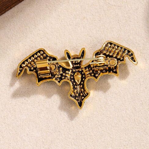 Gothic Bat Brooch Vintage Crystal Vampire Lapel Pins Punk Style Bat Collar Pin Goth Mysterious Witch Jewelry Halloween Party Costume Accessories in Saudi Arabia