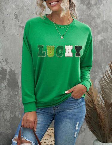 سويت شيرت نسائي من نوع St Patricks Day، قميص شامروك برقبة دائرية، قميص كاجوال بأكمام طويلة وطباعة البرسيم الأيرلندي in Saudi Arabia