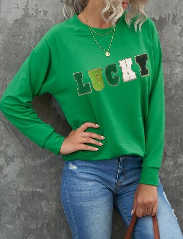 سويت شيرت نسائي من نوع St Patricks Day، قميص شامروك برقبة دائرية، قميص كاجوال بأكمام طويلة وطباعة البرسيم الأيرلندي in Saudi Arabia