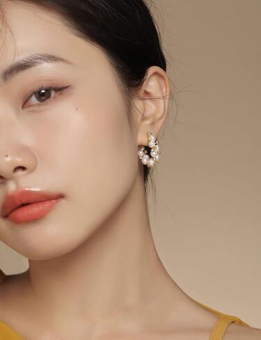 Pearl Earrings for Women Hoops Gold Cubic Zirconia Earrings Pearl Jewelry for Women in Saudi Arabia
