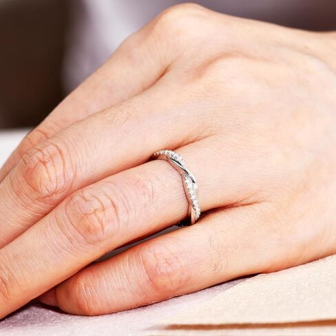 Gold Moissanite Curved Band for Women, D Color VVS1 Clarity Lab Created Diamond Band 14K Yellow Gold Vermeil S925 Sterling Silver Band Moissanite Contour Rings for Women Wife Gifts in Kuwait