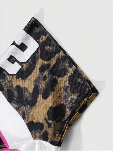 WDIRARA Men's Cheetah Letter Graphic Tees Oversized V Neck Short Sleeve Jersey T Shirt Tops in Saudi Arabia