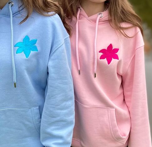Preppy Embroidered Flower Hoodies for Teen Girl Women Y2K Back Graphic Printed Oversized Pullover Hooded Sweatshirts in Saudi Arabia
