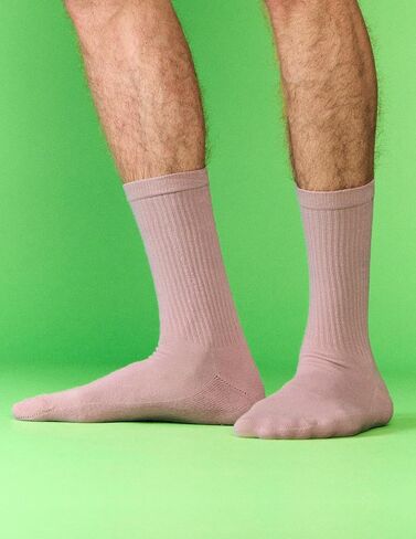 HUE Men's Casual Ribbed Must-Have Crew Lightweight Athletic Super Soft Socks 3 Pair Pack in Saudi Arabia