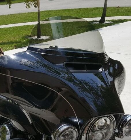 8" Light Tint Windshield Compatible with Harley Davidson Street Glide/Electra Glide/Ultra Classic/Tri-Glide 2014-2023 Models in Saudi Arabia