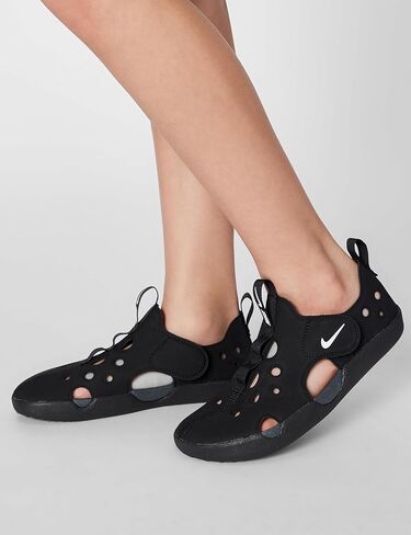 Nike Kids 'Sunray Protect 4 Sandal in Saudi Arabia