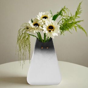 Adorable White Cat Vase - Modern, Simple & Creative Ceramic Flower Vase, Perfect Unique vase Gift for Girls, Women, Mothers &Cat Lovers - Ideal for Home Décor in Saudi Arabia