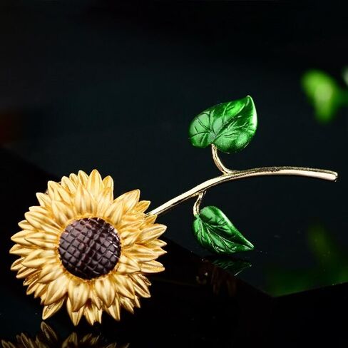 Sunflower Brooch Pins for Women Elegant Rhinestones Pin Ladies Cute Sunflower Daisy Crystal Brooches Clothing Accessory in Saudi Arabia