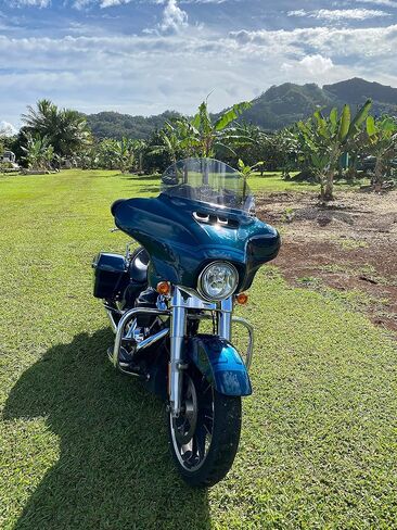 12" Light Tint Windshield Compatible with Harley Davidson Street Glide/Electra Glide/Ultra Classic/Tri-Glide 1996-2013 Models in Saudi Arabia