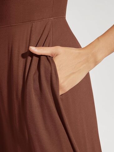 ODODOS Square Neck Midi Dress with Pockets for Women Summer Casual Sleeveless Sundress Flare Tank Dress in Kuwait