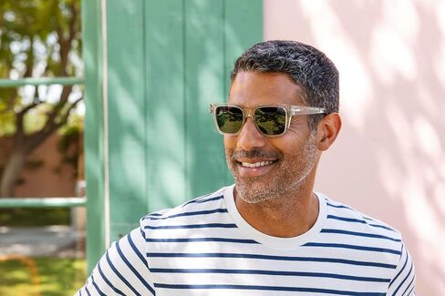 Peepers by PeeperSpecs Oversized Unisex Paloma Sun Polarized Square Sunglasses, Gray, +0.00 in Saudi Arabia